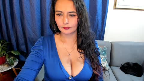  emma luxy online show from January 23, 11:48 pm