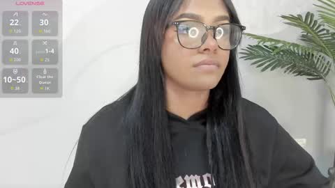 Emma Morgann online show from October 2, 12:10 pm