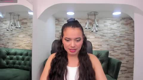 Emma online show from May 21, 4:05 pm
