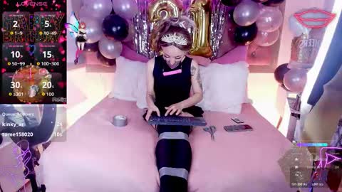 neko  online show from November 3, 9:08 pm