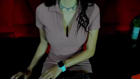 EmmaAndDemon online show from February 27, 8:41 pm