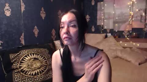 EmmaGoldX online show from October 25, 6:59 pm