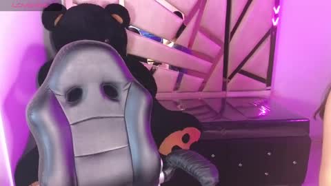 Emma online show from January 10, 10:50 am