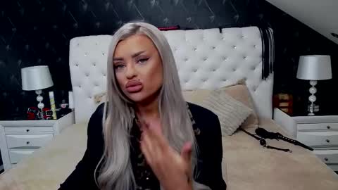 Emma Mavis online show from March 24, 7:25 am