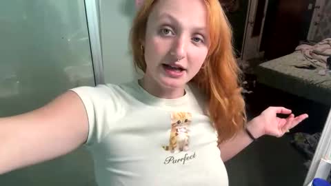 emmarouge20 online show from March 11, 5:11 am