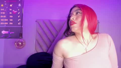 Emma online show from November 11, 2:40 am