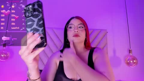 Emma online show from March 23, 10:27 pm