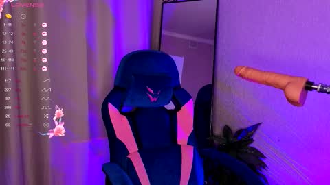 Emmi online show from October 4, 2:22 pm