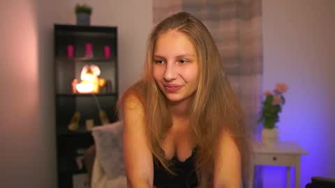 Emmie online show from February 26, 7:24 pm