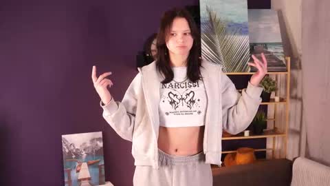 Emily online show from March 3, 3:45 am