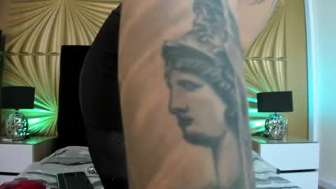 Emmily keller online show from February 19, 1:17 pm