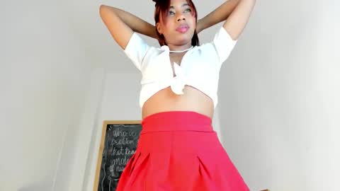 Mili online show from November 29, 1:37 pm