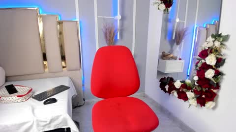 Emy online show from March 1, 12:45 pm