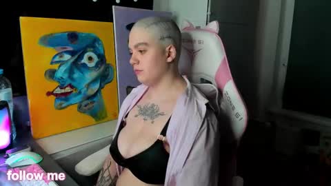 enigmastella online show from January 7, 5:49 pm