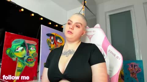 enigmastella online show from December 20, 11:14 am