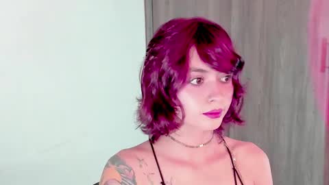 Leyla online show from September 8, 9:25 pm