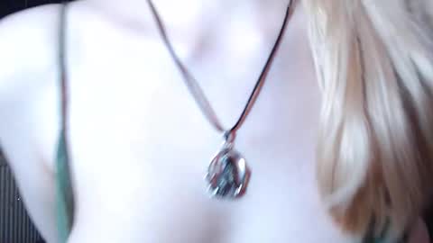 Erica online show from October 5, 10:42 am