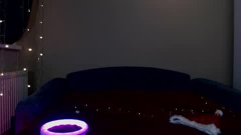 Erica online show from December 25, 10:17 am