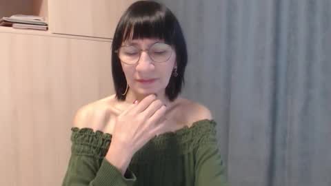 ericablack8 online show from February 11, 1:56 pm