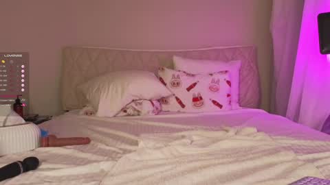 Call me Erica online show from February 4, 1:25 pm