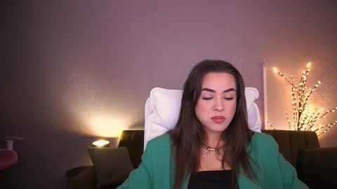 Erica online show from September 22, 6:23 am