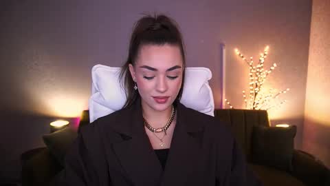 Erica online show from September 24, 7:29 am