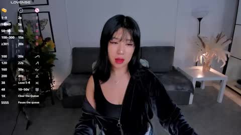 erika_kim online show from January 15, 7:03 am