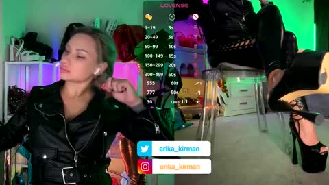 Erika      online show from November 12, 3:54 pm