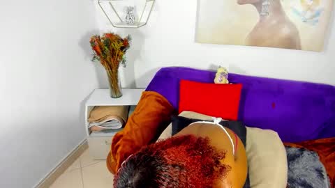 E R I K A  - L  Y R I C S online show from March 3, 3:56 am