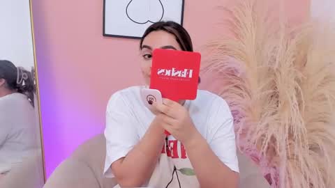 Erika Mendez online show from March 1, 7:26 pm