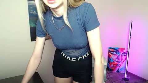 Erika online show from April 7, 11:56 am