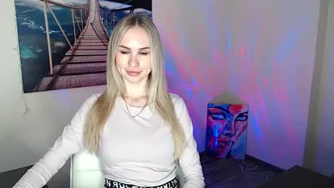 Erika online show from October 7, 11:25 am