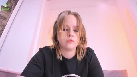 Erika online show from December 26, 4:10 am