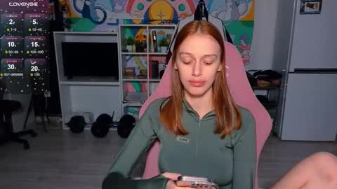 Erika online show from February 8, 5:49 pm