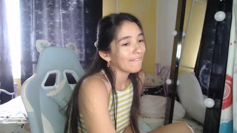 erina_1 online show from September 28, 4:45 pm