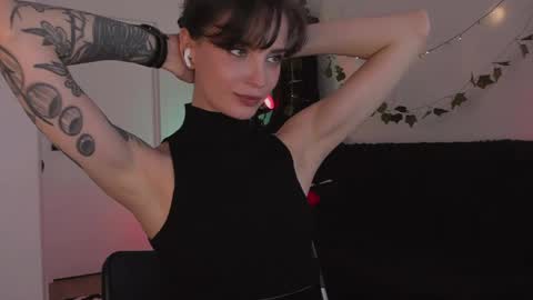 erohaze online show from May 22, 3:10 pm
