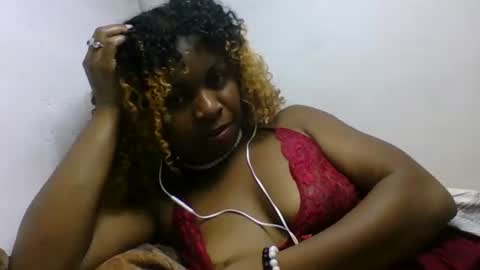 erolinee online show from September 18, 7:34 pm