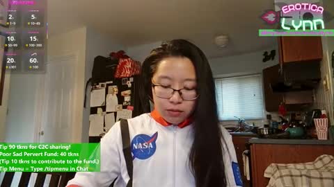 Lynn   online show from January 16, 8:38 pm