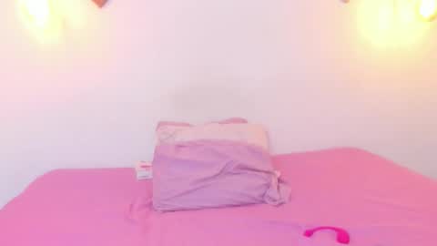 Scarlett online show from September 24, 8:30 pm