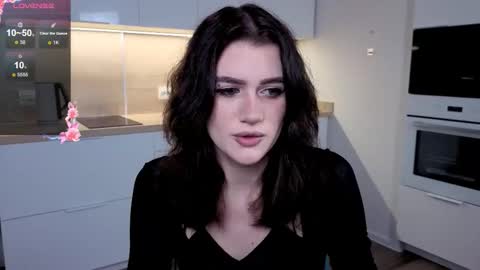 EshleGreen online show from December 3, 2:41 pm