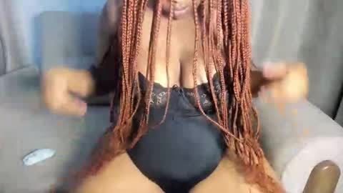 Esme online show from October 15, 11:40 pm