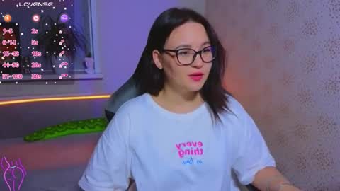 EsterPlayful online show from September 29, 5:18 pm