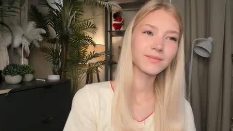 Natalie online show from July 3, 6:08 am