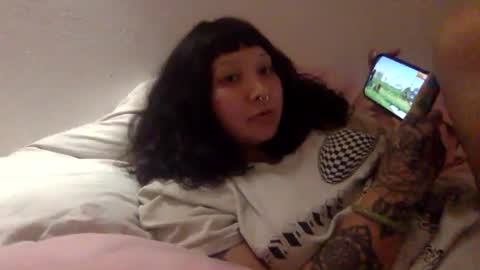 etherealhazy online show from September 17, 4:32 am