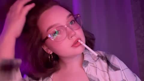 eva_kittenn online show from November 5, 6:57 pm