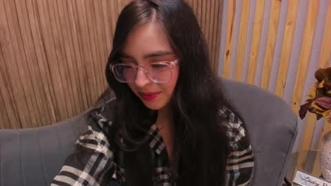 Angelinne online show from February 20, 2:40 am