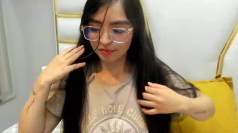 Angelinne online show from March 9, 3:43 am