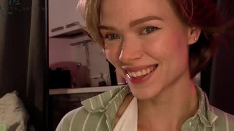 Eva online show from September 22, 4:49 pm