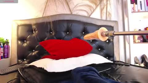 Eva Notty  online show from February 25, 2:58 pm