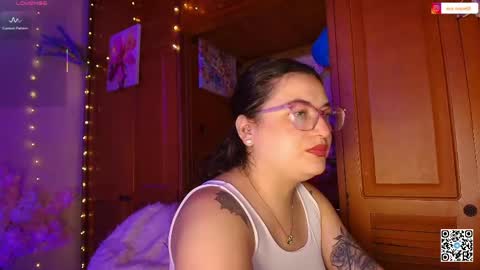 Eva  online show from May 25, 12:04 pm